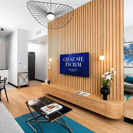 Nad Zatoka, Premium Nad Jeziorem Ukiel Lejlighedshotel