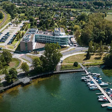 Nad Zatoka, Premium Nad Jeziorem Ukiel